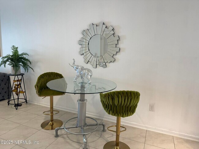 Foto del edificio - 2885 Black Buck Cir