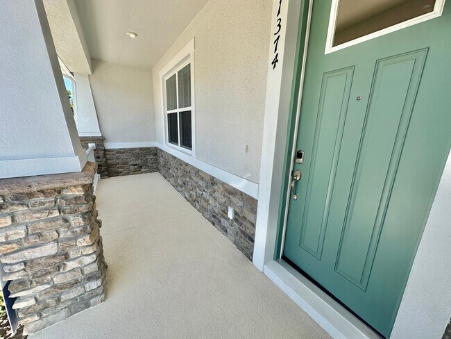 Building Photo - Winter Springs Town Center Area - 3 Bedroo...