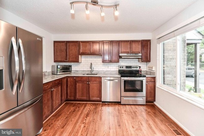 Foto del edificio - 5836 Jackson Oak Ct