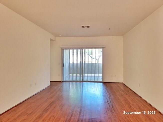 Foto del edificio - 1004 Duckhorn Ct