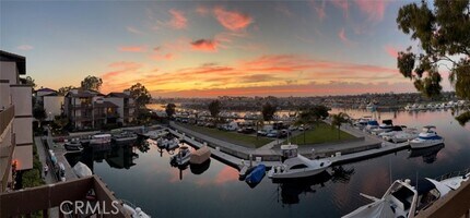 Building Photo - 5327 Marina Pacifica Dr