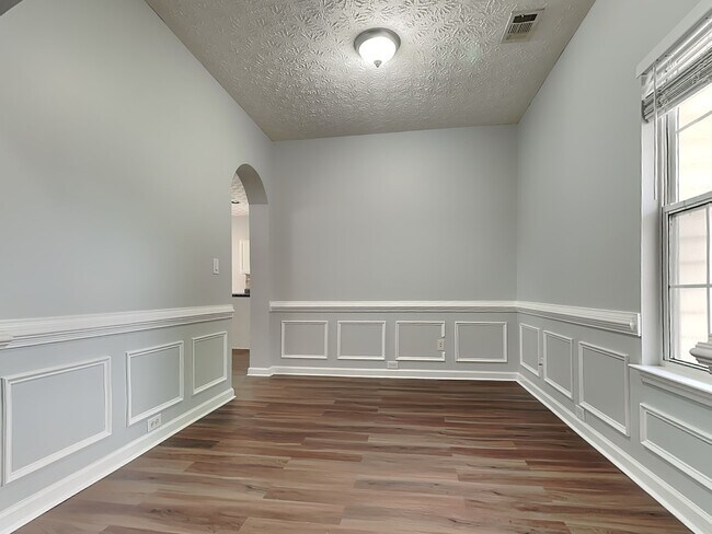 Building Photo - 4120 Medlock Pk Dr