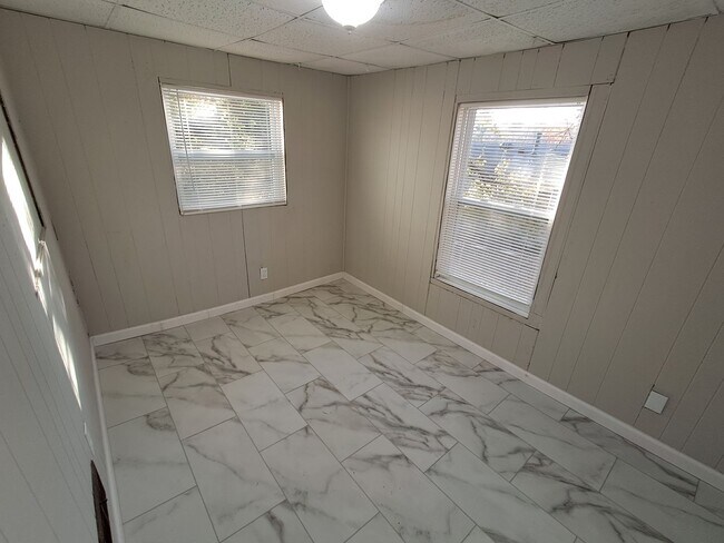 Foto del edificio - Gloucester Glow-up