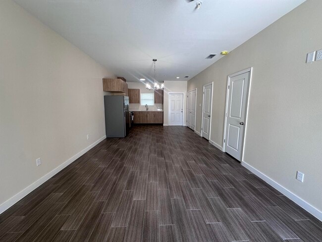 Foto del edificio - 1717 Tournament Trail Dr