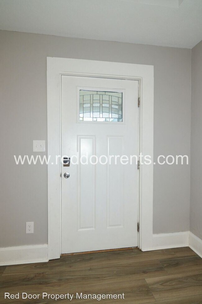 Foto del edificio - 3 br, 1.5 bath House - 817 Jefferson Ave