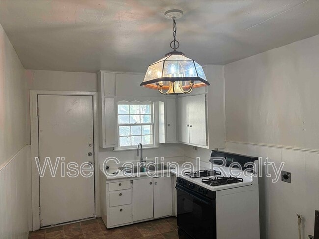 Building Photo - 3015 39th St