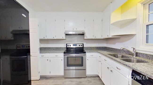 Photo - 1422 Delane Ave Townhome