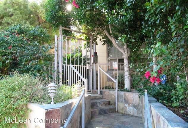 Foto principal - 577 W Racquet Club Rd