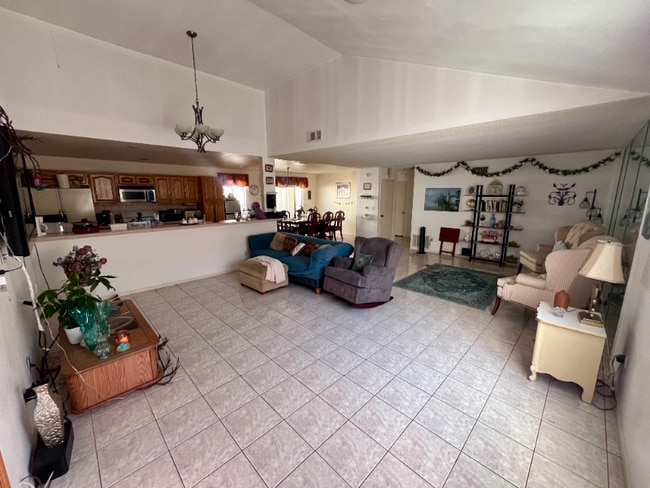 Foto del edificio - 2346 Seabright Ave