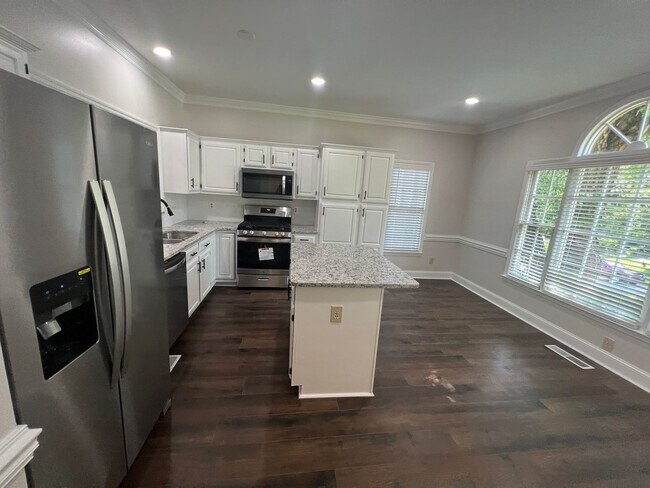 Building Photo - House in The Cardinal