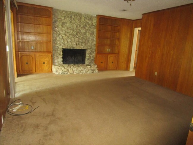 Foto del edificio - 10823 Meadowcliff Ln