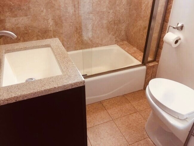 Foto del edificio - 14248 Hamlin St