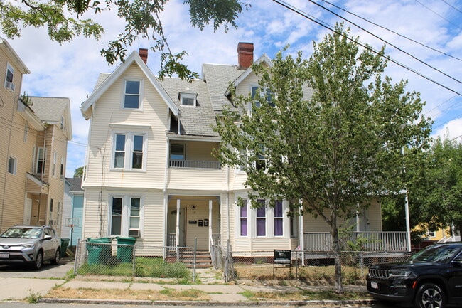 Building Photo - 48 Hamilton Ave