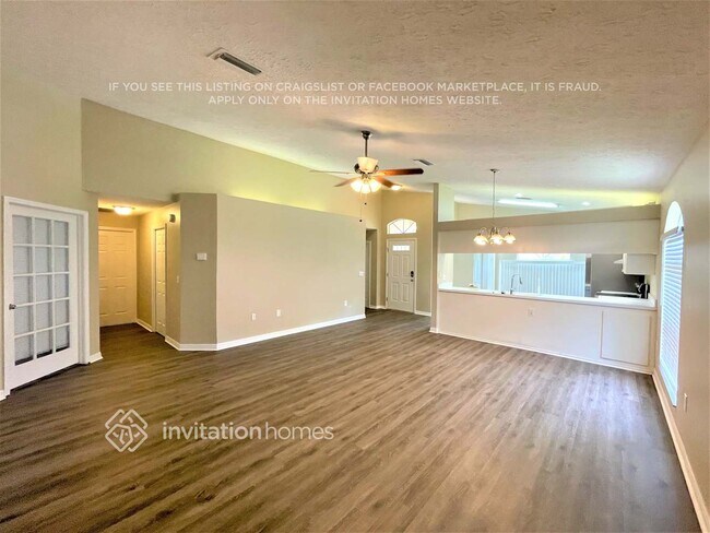 Foto del edificio - 11013 Bentwood Ct