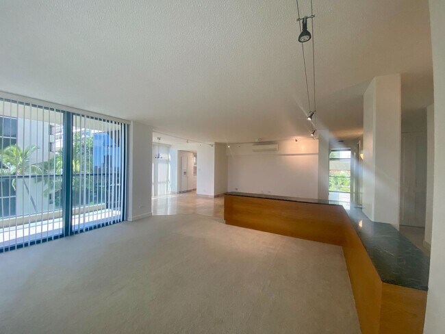 Foto del edificio - 1015 Wilder Ave
