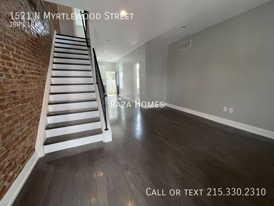 Foto principal - 1521 N Myrtlewood St
