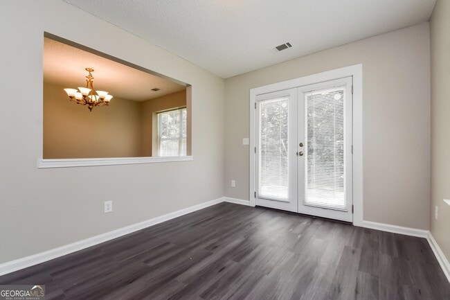 Building Photo - 10320 Deep Creek Cove