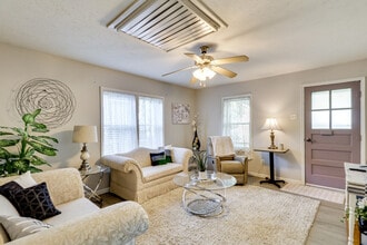 Building Photo - 1115 N Illinois Ave