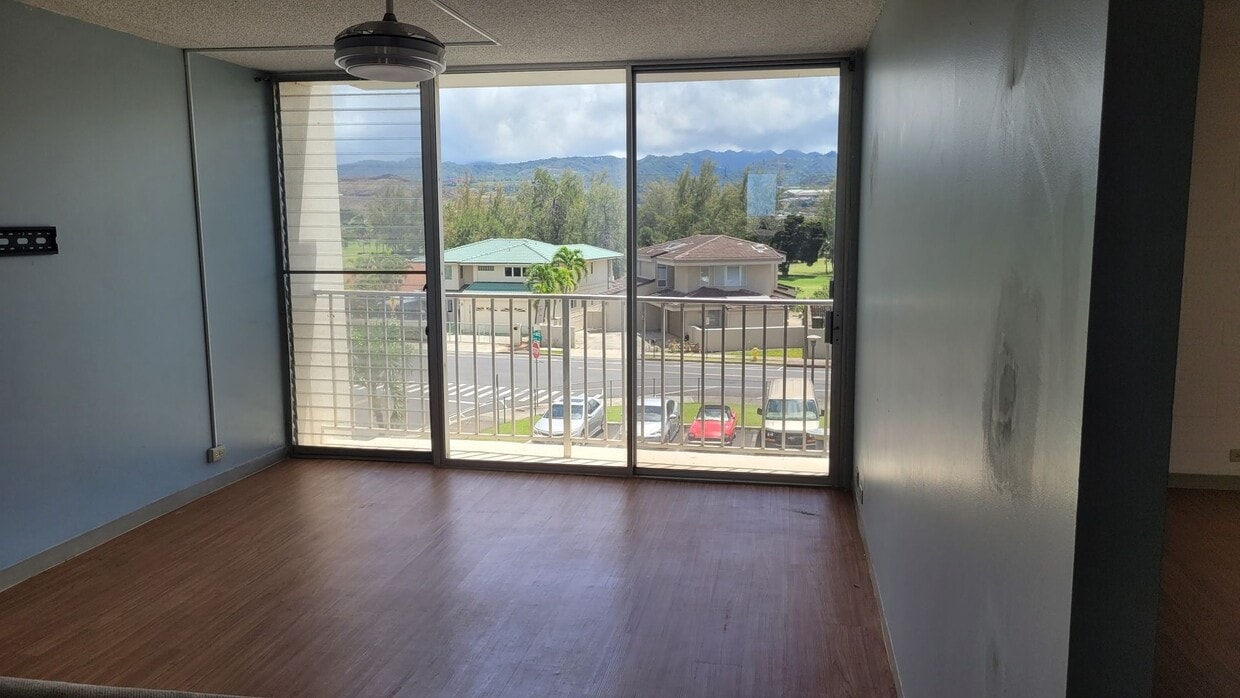 Primary Photo - Nice 2bd, 1bath, 1pkg 700sqft unit . $2600