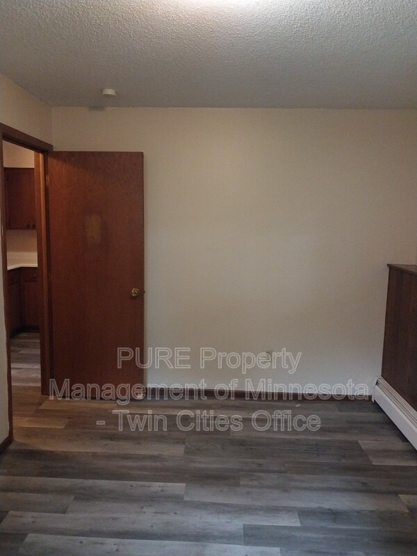 Foto del edificio - 144 13th Ave S