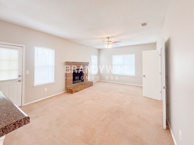 Building Photo - 3154 Snapfinger Ln