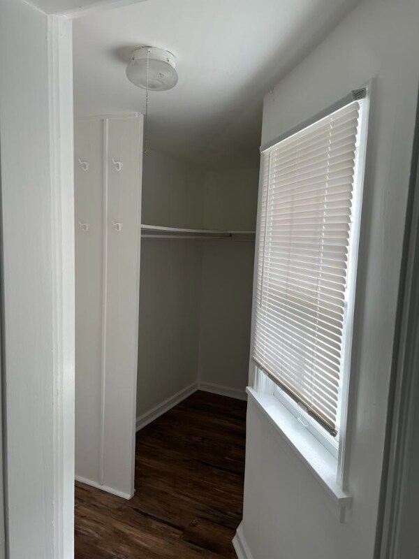 Building Photo - 3709 Jones St