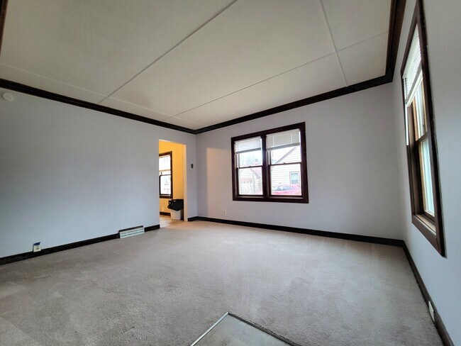 Building Photo - 1216 Hawthorne St