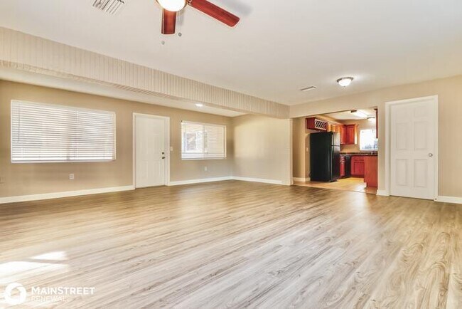 Building Photo - 362 5th St NW, Largo, FL 33770