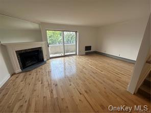 Primary Photo - 152 Tier St