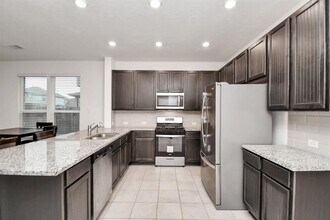 Building Photo - 2030 Domeniko Dr