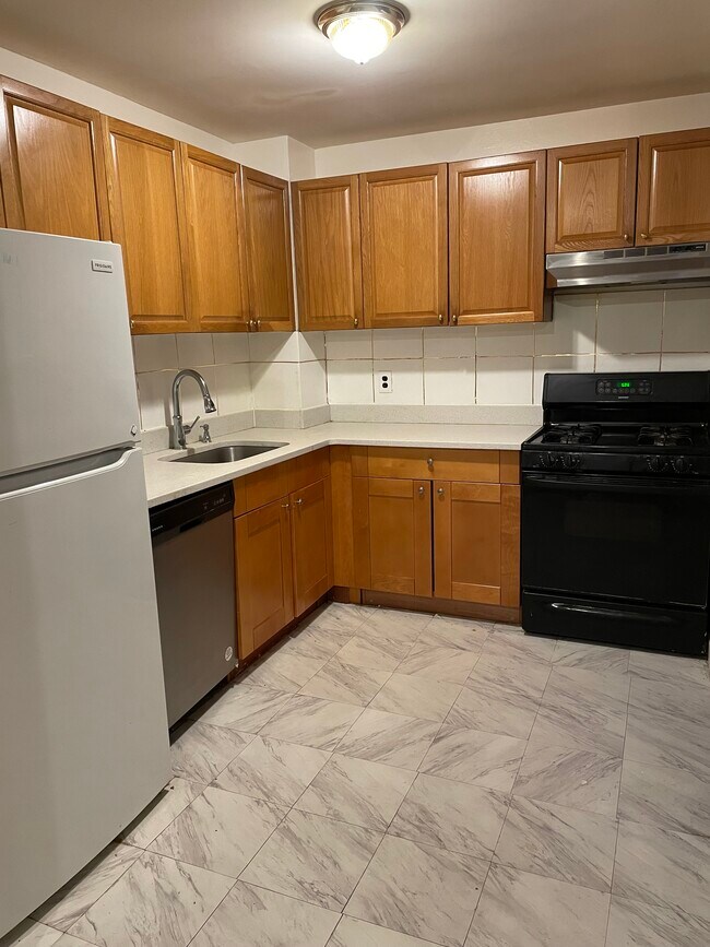 Foto del edificio - 1023 Cricket Ln