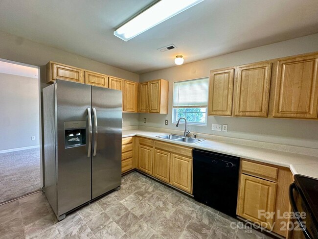 Building Photo - 5321 Peach Pl Ln