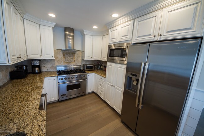 Building Photo - 209 Haddonfield Ave