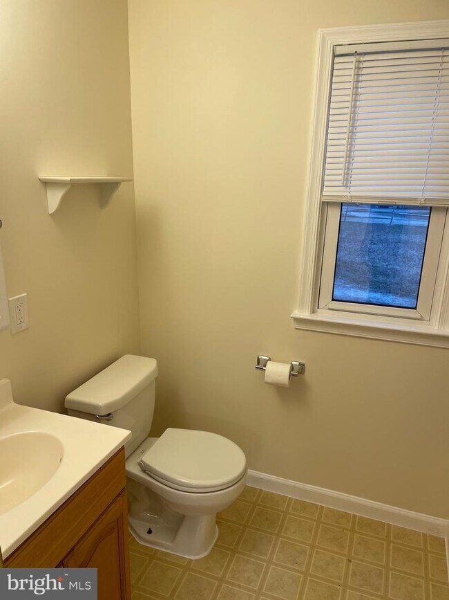 Building Photo - 4056 Black Horse Pike