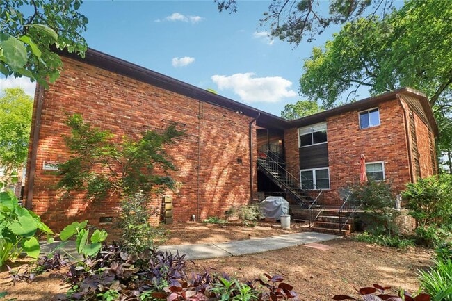 Building Photo - 1284 Piedmont Ave NE