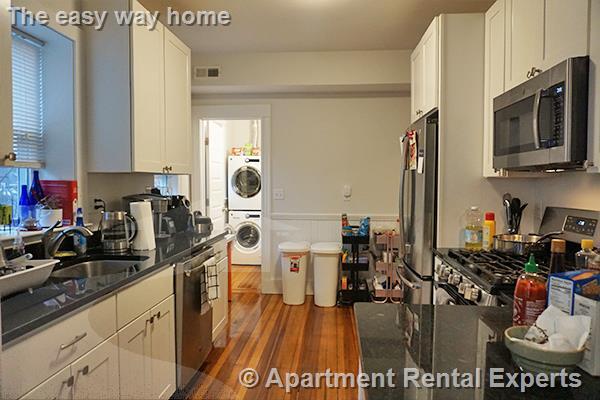 Building Photo - 17 Ashland St