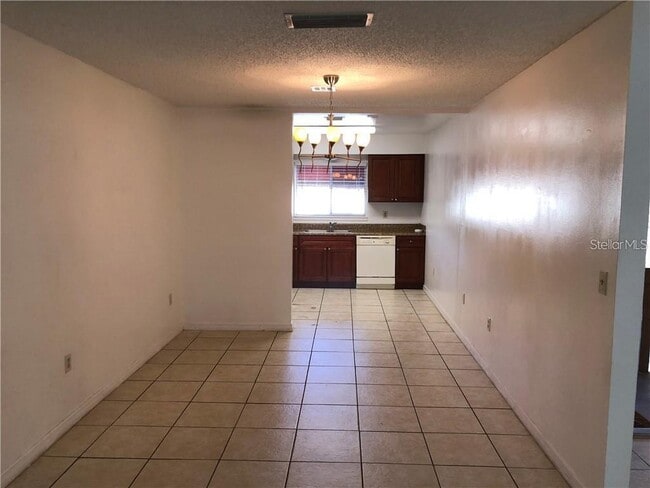 Building Photo - 4213 S Semoran Blvd