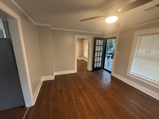 Foto del edificio - 805 Brower St