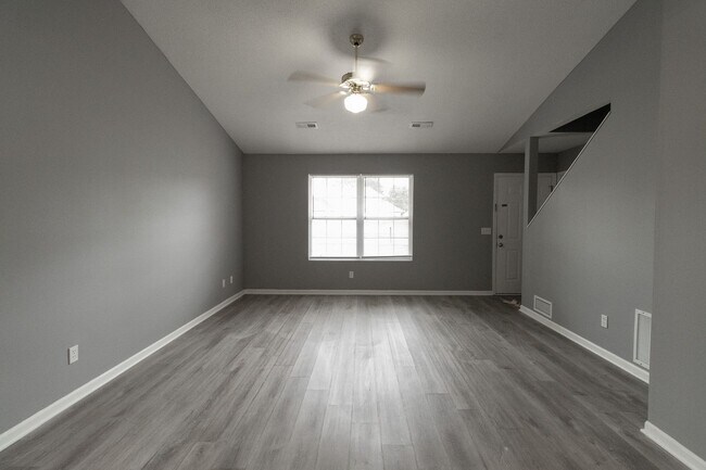 Foto del edificio - 4901-4903 Moniteau Ct