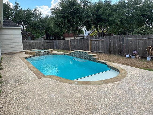 Building Photo - 1503 Mammoth Springs Ln