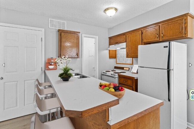 Foto del edificio - Creekside Apartments