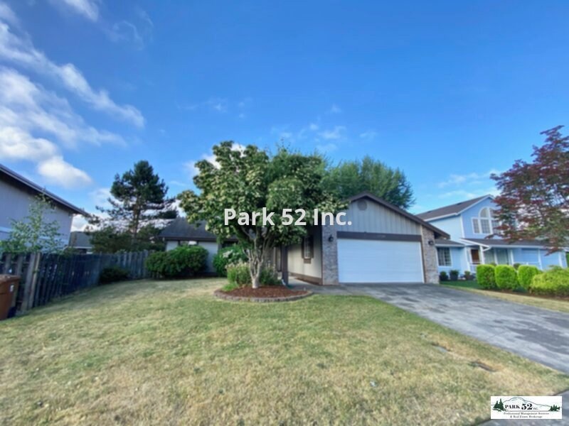 Primary Photo - 3730 N Bristol St