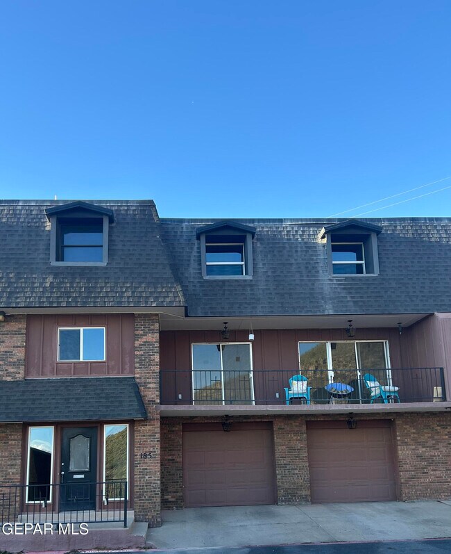 Building Photo - 4800 N Stanton St
