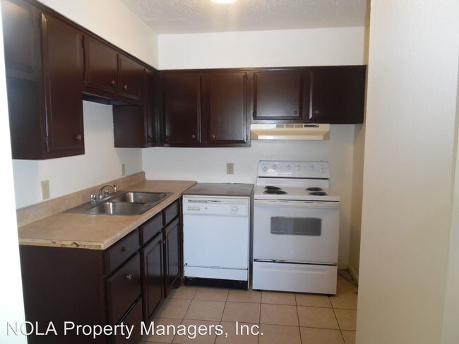 Foto del edificio - 3712-3714 Rockford Heights