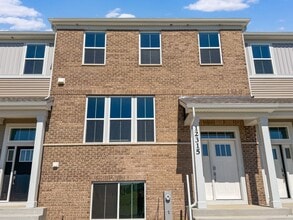Building Photo - 12315 Tinsley St