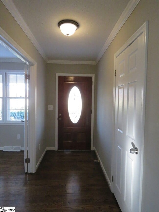 308 Farmington Rd, Greenville, SC 29605 House Rental in Greenville