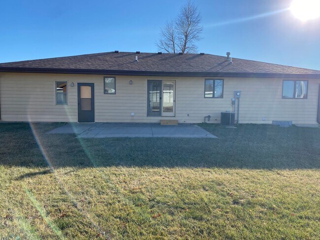 Building Photo - ***Coming Soon! 316 Church, Seward-3 bedro...