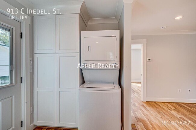 Foto del edificio - 913 C Iredell St.