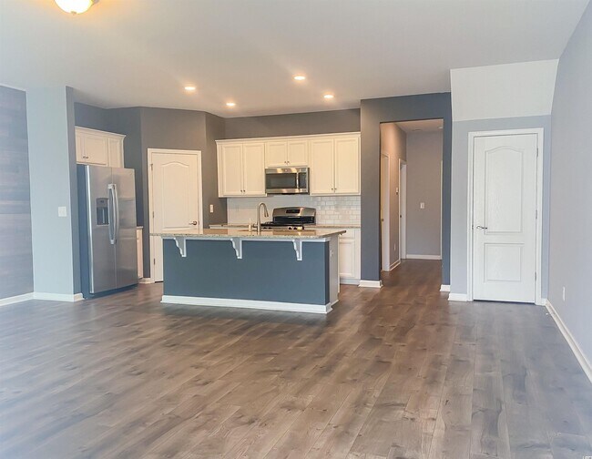 Building Photo - 2742 Matriarch Ct