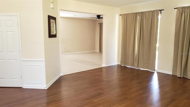 Foto del edificio - 3318 Flamborough Dr
